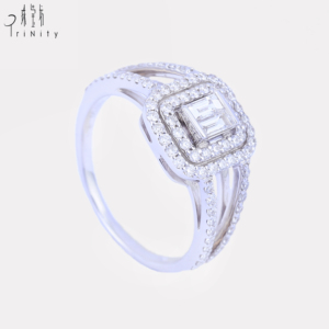 Anillo de compromiso de oro blanco de 18K con forma de Esmeralda y diamante auténtico, joyería de fabricante de Hong Kong - Product Image 6