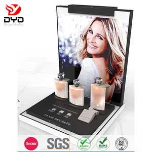 Design de alta-classe profissional acrílico cosméticos display stand <span class=keywords><strong>showcase</strong></span>