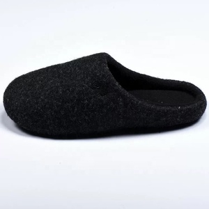 Men's Indoor Warm Soft Winter Wool <strong>Felt</strong> <strong>Slipper</strong> with Thick Sole - Product Image 4