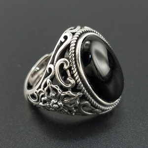 แหวนเงินแท้ 925 ประดับพลอยโอปอลสีดำ งานแฮนด์เมด - Product Image 1