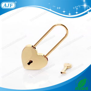 <span class=keywords><strong>Cadenas</strong></span> en alliage de zinc AJF en forme de cœur doré, antivol, déverrouillage par <span class=keywords><strong>clé</strong></span>, certifié RoHS, pour la Saint-Valentin - Product Image 4