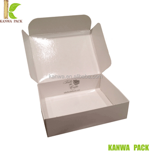 <span class=keywords><strong>2025</strong></span> OEM logotipo personalizado galleta caja de dulces embalaje de alimentos pastel uso caja de embalaje de papel Kraft con ventana para pasteles galletas