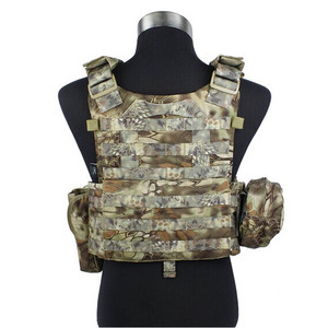 เสื้อกั๊กยุทธวิธีลายพรางต่อสู้กับกระเป๋า - Product Image 4