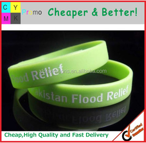 In Rilievo su ordinazione a buon mercato promozionale braccialetto in silicone - Product Image 5