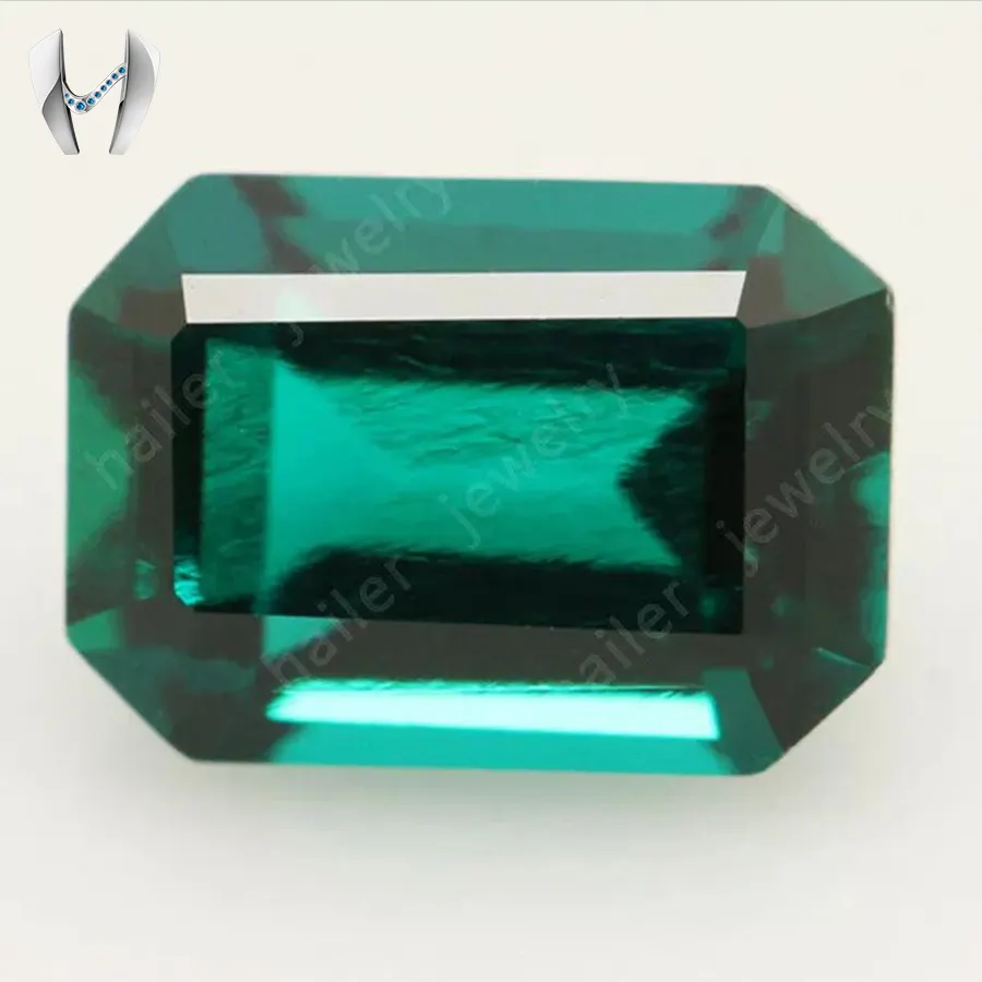 Achthoekige Cut gemaakt Russische emerald stone