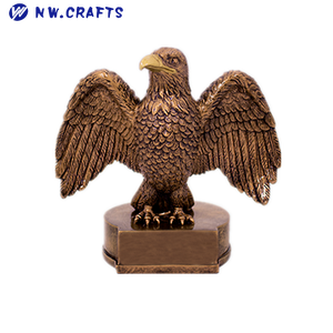 Trofeo <span class=keywords><strong>de</strong></span> competición <span class=keywords><strong>de</strong></span> <span class=keywords><strong>pesca</strong></span> <span class=keywords><strong>de</strong></span> bronce <span class=keywords><strong>de</strong></span> resina único personalizado para recuerdo - Product Image 4