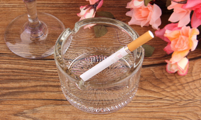 Haonai Round Clear Glass Cigarette Cigar Ashtray - Set of 4(Diameter 16/12.4/10.7/9cm)