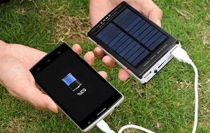 2015 el más nuevo móvil cargador Solar 10000 mah con LED luz <span class=keywords><strong>del</strong></span> campo Dual USB Power Bank Solar - Product Image 1