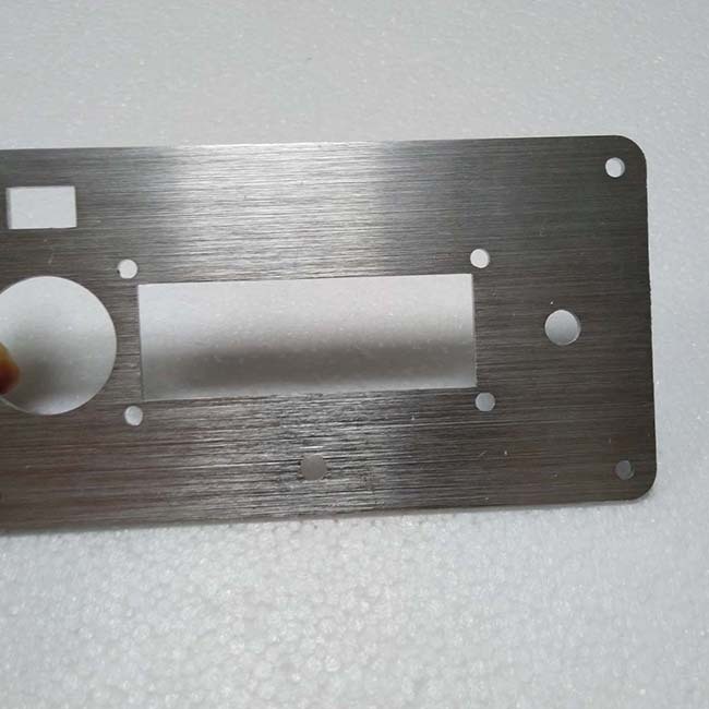 OEM adapté aux besoins du client de découpeuse de laser de tôle de Pièces