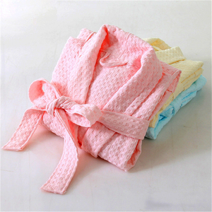 Vente en Gros de Peignoirs de Bain Spa 100% Coton Brodé Unisexe <span class=keywords><strong>Pas</strong></span> <span class=keywords><strong>Cher</strong></span> pour Homme Peignoirs de Spa aux Couleurs Personnalisables pour Hôtel - Product Image 4