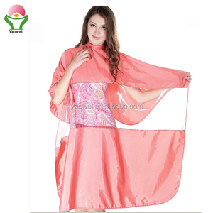 Nouvelle cape de salon en nylon bleu avec fenêtre de visualisation pour barbier, vente chaude personnalisée - Product Image 3