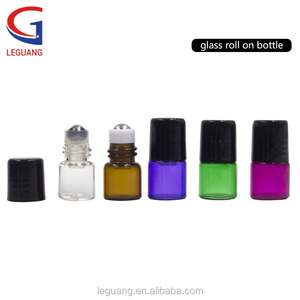 Vente <span class=keywords><strong>en</strong></span> gros de flacons à bille <span class=keywords><strong>en</strong></span> <span class=keywords><strong>verre</strong></span> ambre <span class=keywords><strong>rose</strong></span> bleu vert violet 5 ml 3 ml 2 ml 1 ml avec bouchon doré et bille <span class=keywords><strong>en</strong></span> acier métallique - Product Image 3