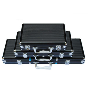 Maletín <span class=keywords><strong>de</strong></span> Aluminio Rígido <span class=keywords><strong>de</strong></span> Excelente Calidad Reforzado en Negro OEM para Conjuntos <span class=keywords><strong>de</strong></span> Chips - Product Image 1