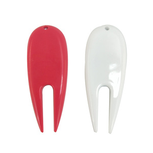 Outil Divot de Golf en plastique, marqueur de balle de Golf, Kit de réparation de golfeur rouge blanc - Product Image 1