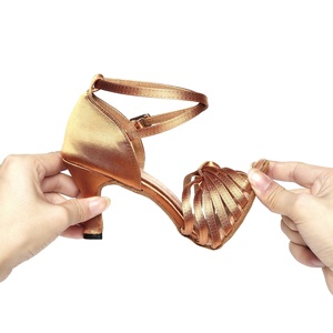 Chaussures de <span class=keywords><strong>danse</strong></span> latine en satin de soie pour femmes, souliers de bonne qualité, doux, 7 côtés noués, L353 - Product Image 5