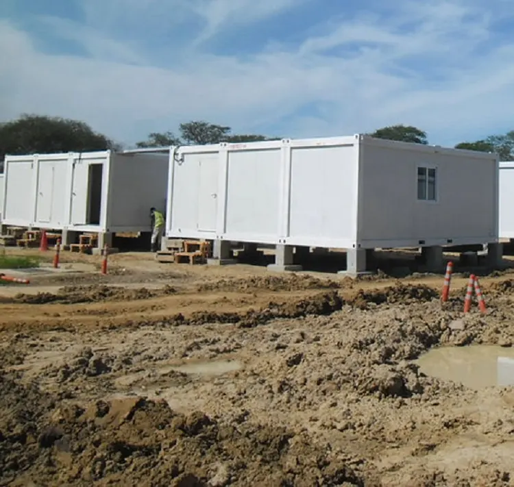 Baustelle container für büro und wohnzimmer