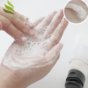 Marque privée Tête noire Arbre à thé Escargot <span class=keywords><strong>Homme</strong></span> Vitamine c <span class=keywords><strong>Nettoyant</strong></span> pour le <span class=keywords><strong>visage</strong></span> Nouvelle crème Charbon de bois <span class=keywords><strong>Nettoyant</strong></span> pour le <span class=keywords><strong>visage</strong></span> à l'acide glycolique - Product Image 4