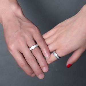 Anillos <span class=keywords><strong>de</strong></span> boda <span class=keywords><strong>de</strong></span> color plateado Zirconia cúbica amor promesa parejas anillos conjunto Acero inoxidable <span class=keywords><strong>alianza</strong></span> boda banda - Product Image 3