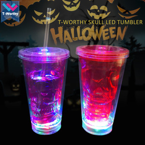 Gobelet à jus clignotant à LED pour fête d'Halloween en <span class=keywords><strong>verre</strong></span> et matériau PS <span class=keywords><strong>avec</strong></span> tasse à <span class=keywords><strong>paille</strong></span> à LED - Product Image 4