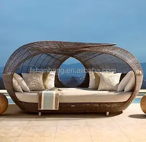 Mới Nhất Hiện Đại Thiết Kế Ngoài Trời Mây/Wicker Stylish Garden Patio Day Bed/Pool Với Cứng Mây Top Cover