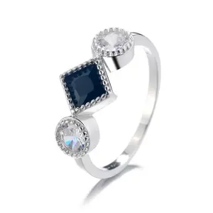 Anello di Fidanzamento in <span class=keywords><strong>Argento</strong></span> 925 di Nuova Concezione per <span class=keywords><strong>Donna</strong></span>, Anello con Diamante alla Moda - Product Image 1