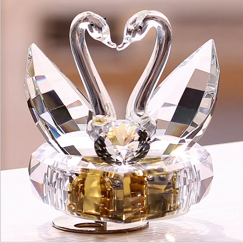 Caja de música de cristal Sparking Swan para decoración de boda