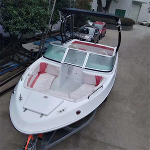 Speedboat a Motor, certificado CE, a la venta Barco deportivo familiar para 6 personas - Product Image 3
