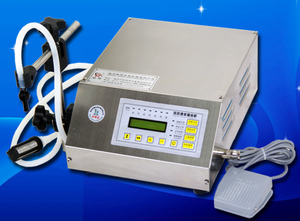 Mini Manual <strong>Small</strong> Scale Liquid <strong>Water</strong> Oil <strong>Pet</strong> Plastic Glass <strong>Bottle</strong> <strong>Filling</strong> <strong>Machine</strong> - Product Image 3