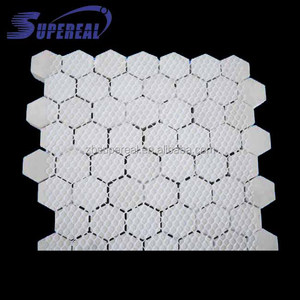 Af 20 Mm Hoge Aluminiumoxide Slijtvaste Keramische Zeshoekige Mozaïek Tegels Voor Keramische Voering Vel - Product Image 6