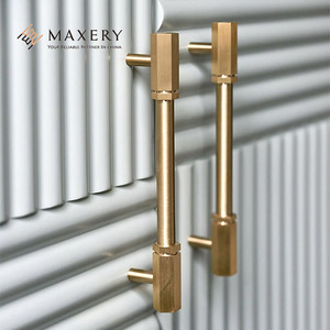Pomos y extractor minimalistas nórdicos de latón personalizados para muebles, puerta de armario, tirador de armario - Product Image 1