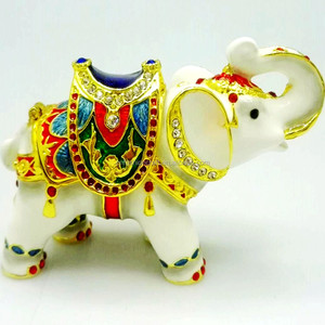 กล่องใส่เครื่องประดับรูปช้างโลหะเคลือบคริสตัลสีขาว - Product Image 3