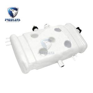 Tanque de agua de expansión usado para <span class=keywords><strong>VOLVO</strong></span> <span class=keywords><strong>FH</strong></span>/FM/VERS.3, piezas de camiones 20416976 3037179 - Product Image 1