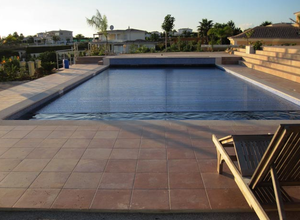 Couverture de sécurité pour <span class=keywords><strong>piscine</strong></span> hors sol rectangulaire, moteur <span class=keywords><strong>tubulaire</strong></span> rétractable 12V, vente chaude 2022 - Product Image 6