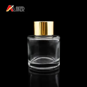 Botol diffuser aroma kaca bening 50ml baru dengan tutup sekrup tertutup aluminium emas dan colokan plastik