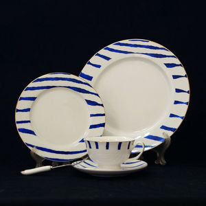 <span class=keywords><strong>Service</strong></span> de table en porcelaine bleue à rayures classiques, <span class=keywords><strong>vaisselle</strong></span> occidentale en céramique, cadeaux de mariage, fête à domicile, vente en gros, emballés dans des boîtes - Product Image 6