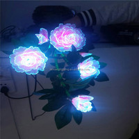 Nouvelle lampe en plastique RGB artificielle en forme de rose de l'usine d'éclairage de Zhongshan, lampe à brancher LED, lustre en forme de fleur, lumière à fibres optiques LED