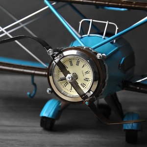 In metallo Modello di Aereo Biplano Con Orologio Vintage Aircraft Cafe Bar Decorazione Dei Ragazzi Dei Bambini - Product Image 3