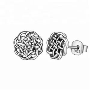 Popular Trending Antique Silver Irish Celtic Lucky Medallion Knot Stud Earrings für Ladies Jewellery Gifts