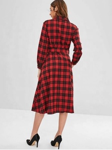 <span class=keywords><strong>Abito</strong></span> Camicia a Quadri KY Checks in <span class=keywords><strong>Cotone</strong></span>, Stile Varsity, Maniche Lunghe, Colletto Rovesciato, <span class=keywords><strong>Rosso</strong></span>, con Tasche - Product Image 2