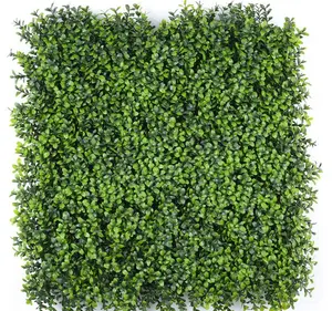人造苔藓地毯/人造黄杨木垫，用于花园墙人造草植物