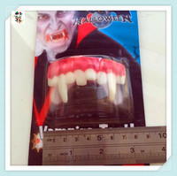 Crocs de vampire de Halloween Monster Theatrical, dents de Dracula HPC-0993