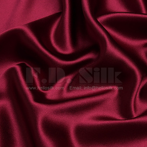Tela de Satén Charmeuse de Seda de Morera 100% Pesada, 40mm, 114cm de Ancho, <span class=keywords><strong>Rojo</strong></span> Vino, para Vestido de Noche, Boda, Cortina y Disfraz, Venta por Metro - Product Image 5