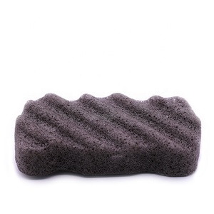 Éponge <span class=keywords><strong>konjac</strong></span> noire, en <span class=keywords><strong>charbon</strong></span> <span class=keywords><strong>de</strong></span> bambou biologique personnalisé, 50g, 100% naturel - Product Image 6