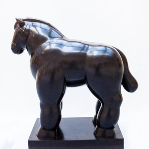 Sculpture en bronze moderne de petite taille, copie d'art, Fernando <span class=keywords><strong>Botero</strong></span>, sculpture de main et de cheval - Product Image 5