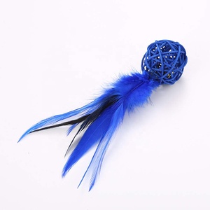 Katzen-Katzenspielzeug zum Kauen, Plüsch-Spielzeug für Kätzchen, bunte Rattanbälle mit Feder, Ring und Glocke, interaktives Spielzeug - Product Image 5