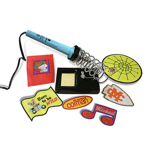 Toppe colorate personalizzate con lettera di sabato nero cuciono ferro su Patch di Patchea ricamate per abbigliamento - Product Image 6