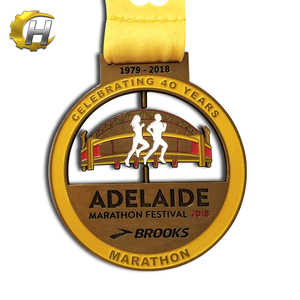 Calidad premium acabado medalla de esquí medalla con el logotipo en relieve con <span class=keywords><strong>la</strong></span> cinta - Product Image 6
