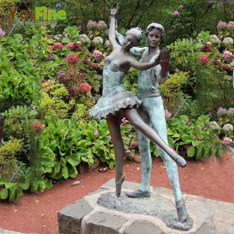 Vida tamaño danza arte estatua de bronce de baile desnudo hombre y mujer escultura