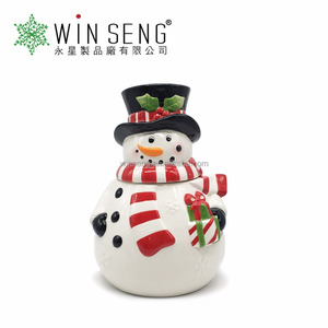 Bonito tarro de cerámica con tapa para galletas dulces con forma de muñeco de nieve de Navidad - Product Image 2