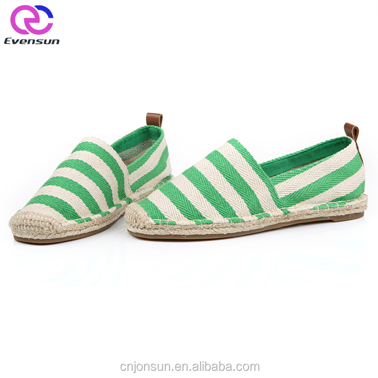 2017 мода дешевле обувь Гуанчжоу оптовая продажа с фабрики повседневная обувь женская новая модель